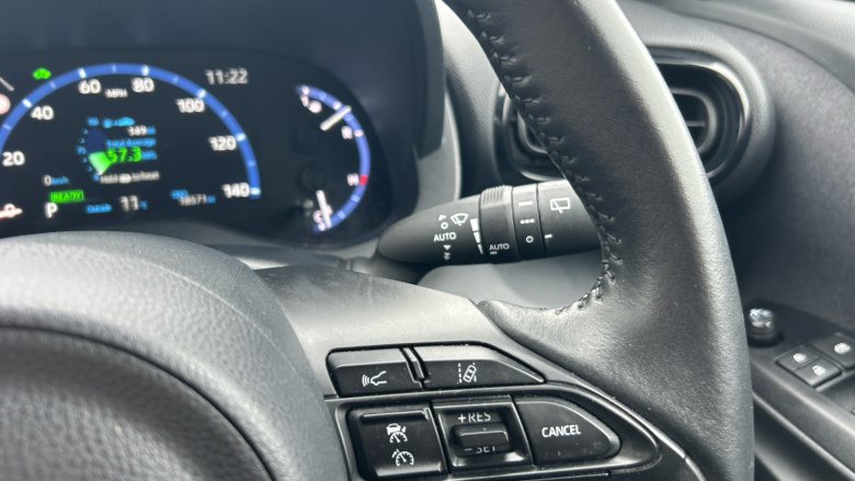 Toyota Yaris Cross 1.5 Hybrid Design 5dr CVT Hybrid Estate